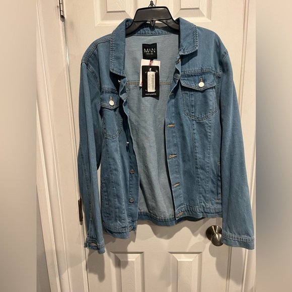 NWT Men’s Denim Jacket with Sherpa Collar - Picture 2 of 6